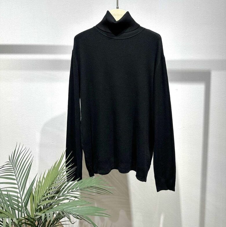 Džemperis - bītlene ar augsto apkakli un viskozi Melns Universāls izmērs 